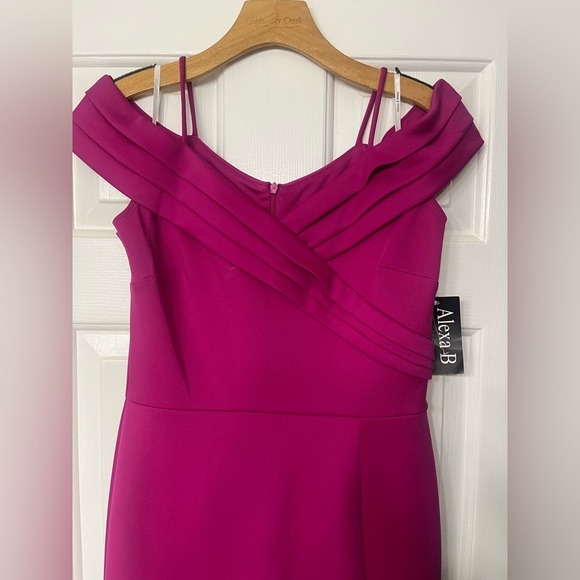 Sale! 💕 Pink Formal Dress - Picture 1 of 7